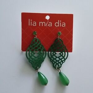 Green jade color Acrylic Dangle Earrings